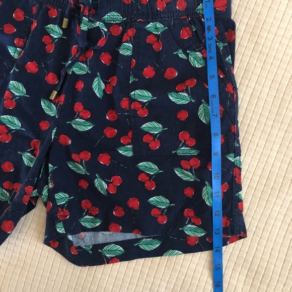 2/$14 ❤️ St. John’s Bay Linen Rayon Blend Cherry Pattern Shorts Sz S - Picture 4 of 6